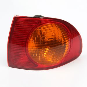 FAROL TRASERO DERECHO